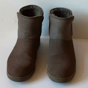 Ugg Gray Kristin Mini Boots Women's Size 7